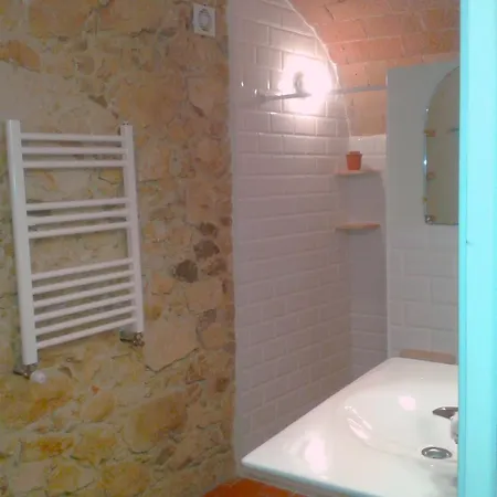 Bed and breakfast Marakasa 3*