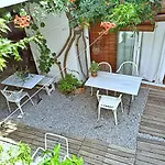 B&B Marakasa